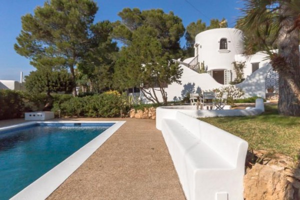 Villa Blue