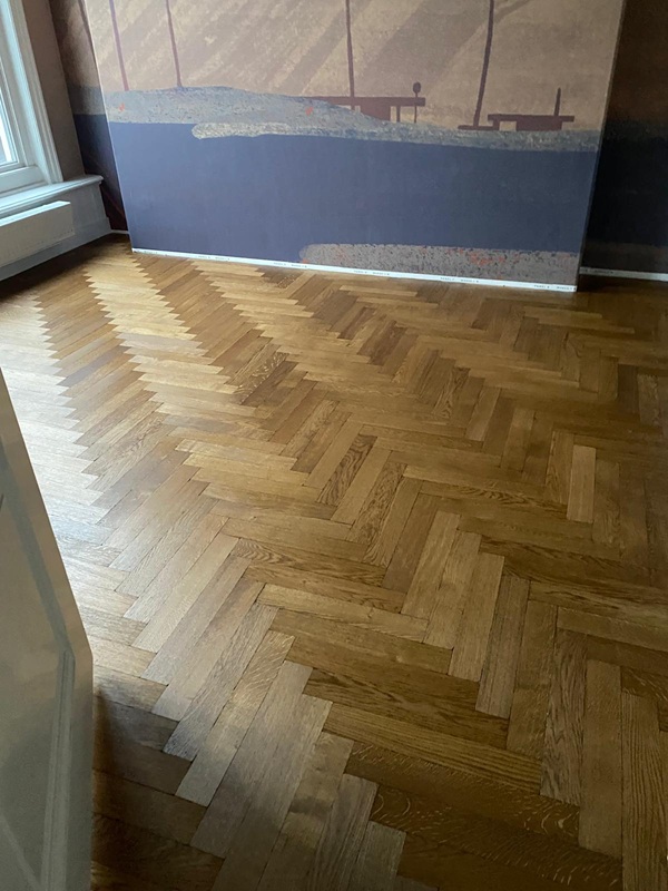 Schitterende omgeving om een eiken elleboog motiefvloer te leggen