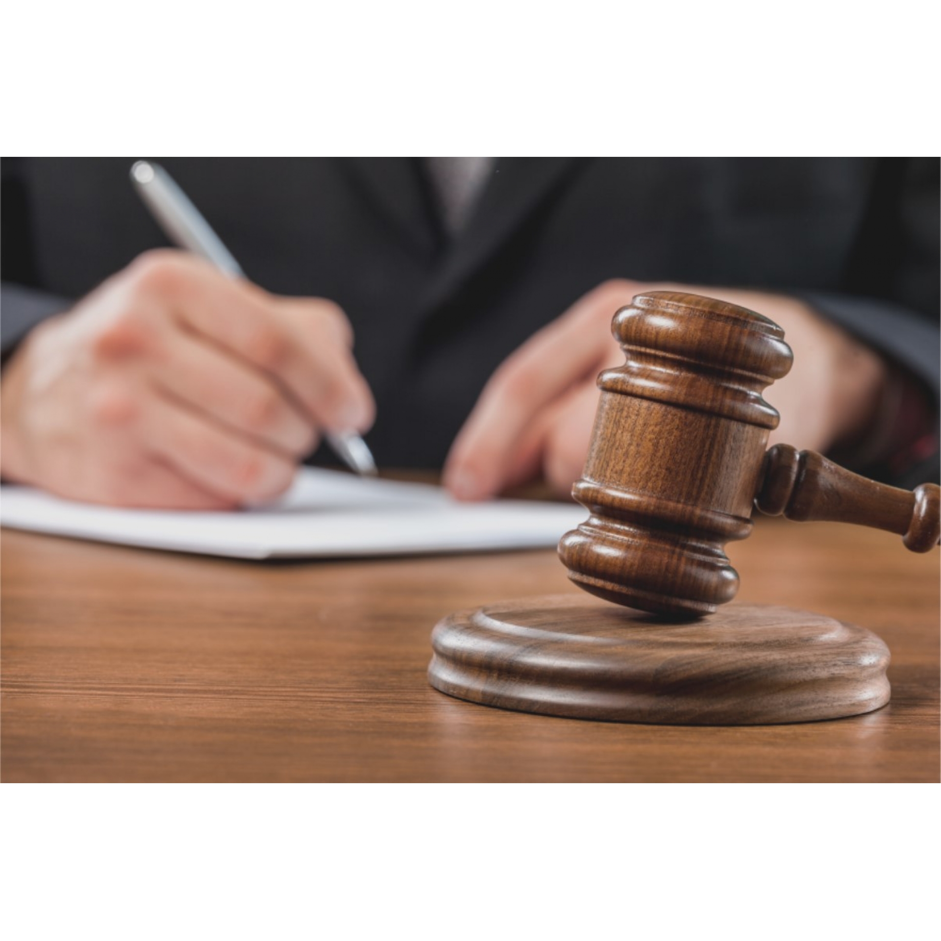 Wie zijn billen brandt, moet op de blaren zitten. Toch?