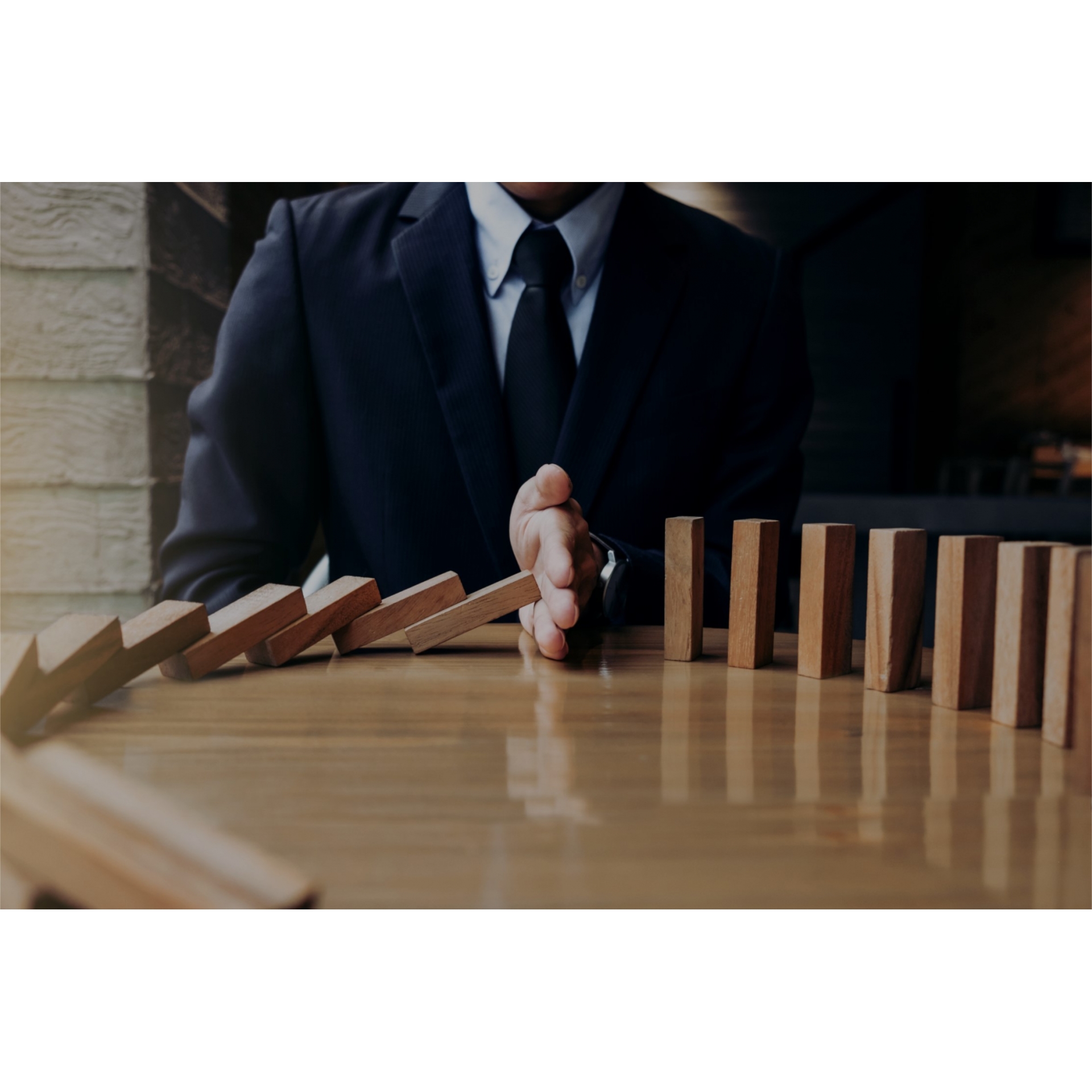 Verkeert uw onderneming in zwaar weer? het WHOA-traject kan uitkomst bieden!