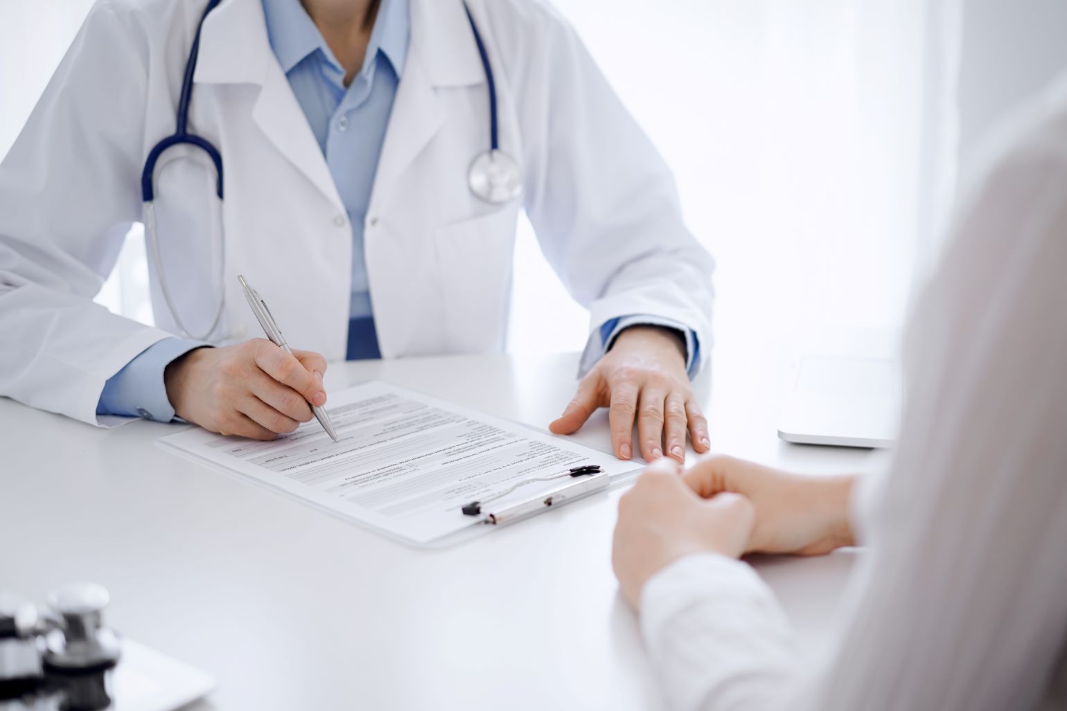 Beëindigen behandelingsovereenkomst na geweldsincidenten