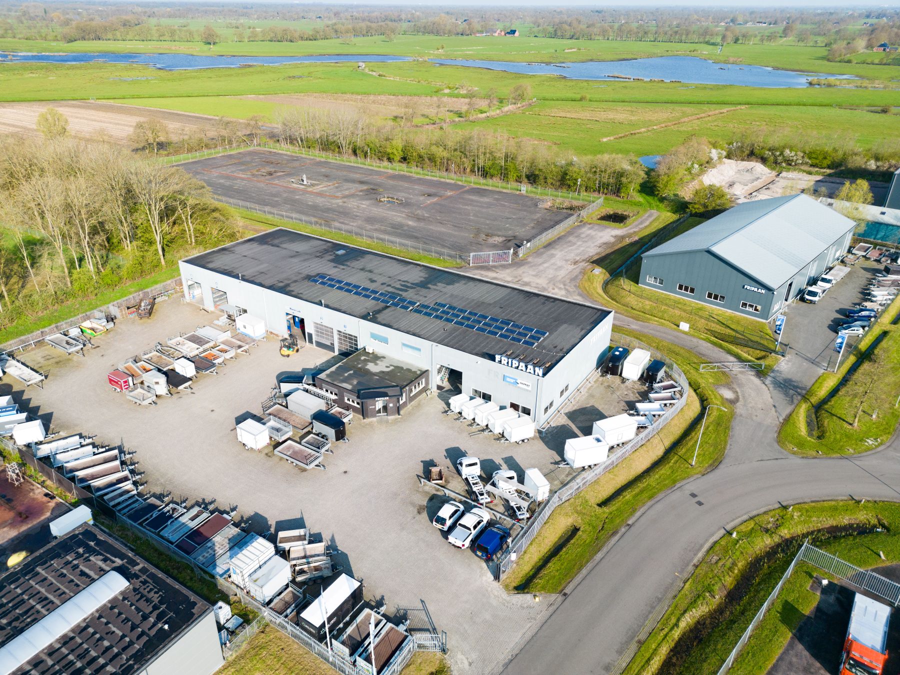 Fripaan Aanhangers en Carrosseriebouw BV