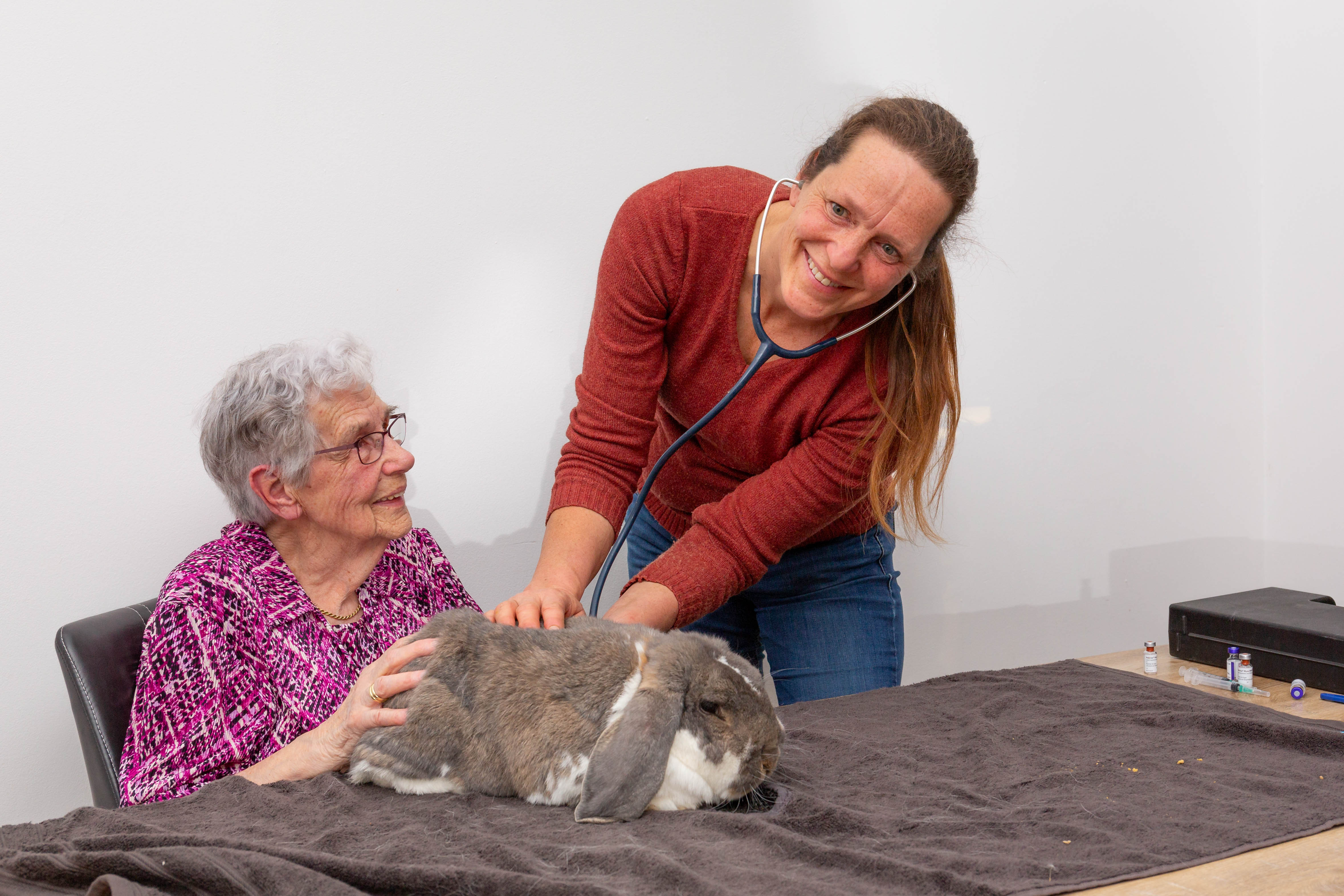 Françoise Rey, Dierenarts