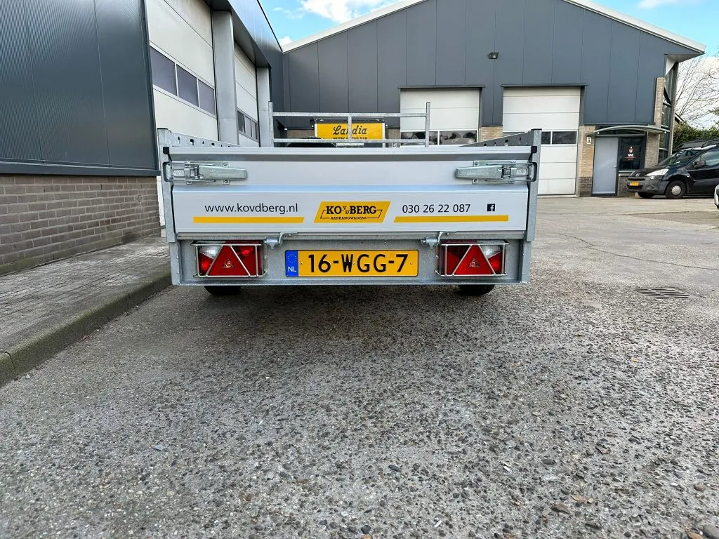 Hoe bescherm ik mijn achterlicht van een aanhanger? 