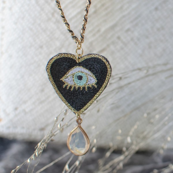 Necklace - Heart Eye - Black - Zenza