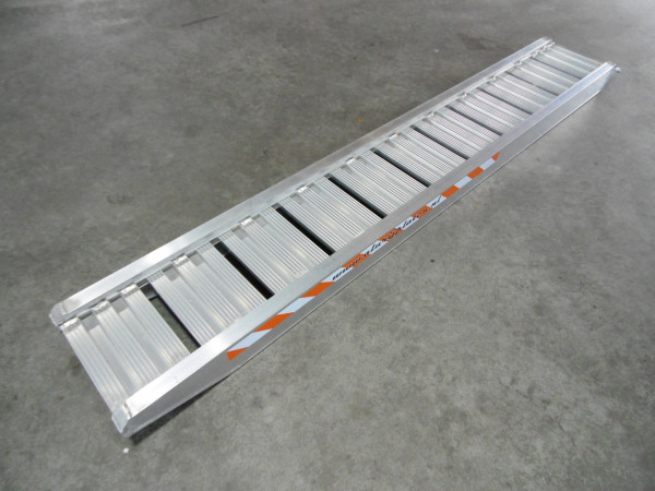 Baytec oprijplaat met rand B 26/44