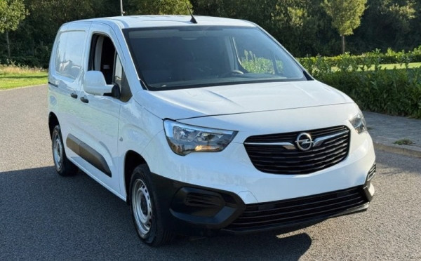 Bestel auto Opel Combo