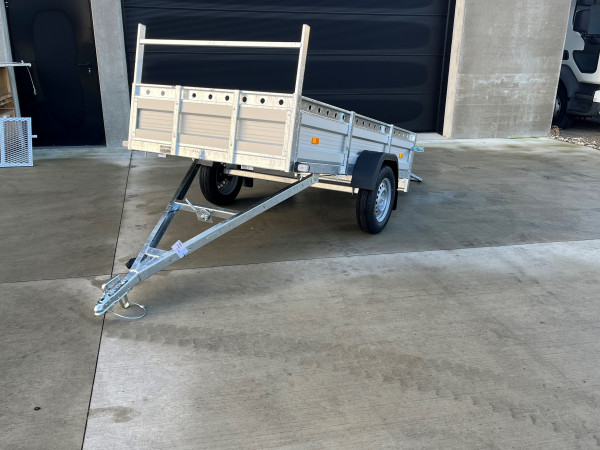 VDM bakwagen met kipdissel ALU 250x130 750kg