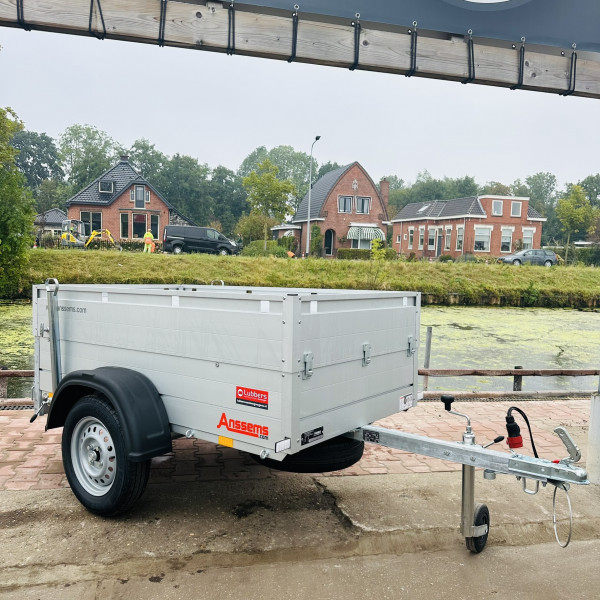 Vakantiewagen 211x126x48 incl 4 fietsendragers