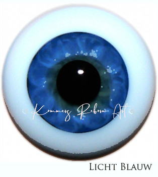 Oeil en cristal de Lauschaer avec grand iris - bleu clair - 18mm Photo du produit