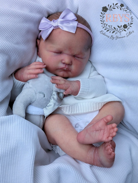 Pre-order Emma Wendy Sue by Melanie Ingold product photo