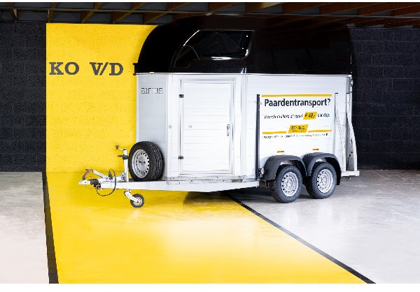 2 paardstrailer