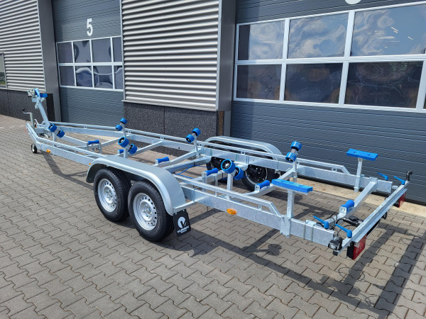 Vlemmix Boottrailer 7,8 m 2700 kg