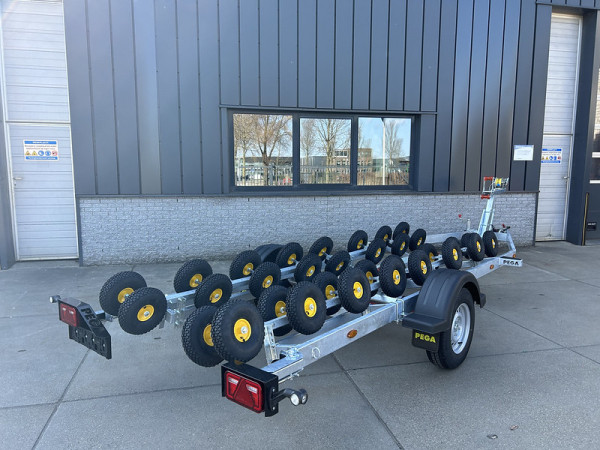 PEGA Boottrailer R-Liner 7,25m 1800 kg