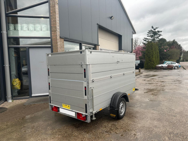 Extra hoge bagagewagen met steunpoten