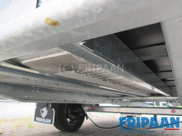 Transporter 305 x 180