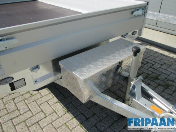 Plateauwagen  335 x 180 2000kg