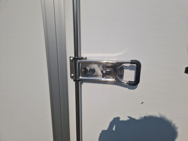 Geslotenwagen 250  x 180