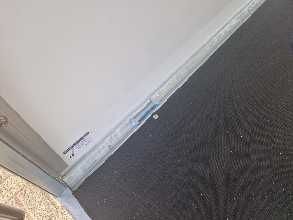 Geslotenwagen 250  x 180