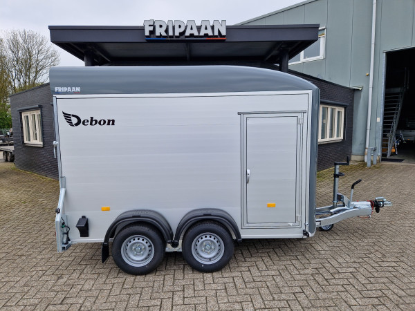 Gesloten wagen Debon Roadster 500 | Met zijdeur |