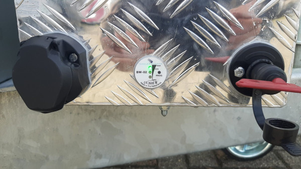 Hapert Sapphire | met Dhollandia laadklep | 455x200x210 