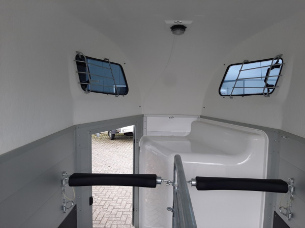 Sirius | S75 met Zadelkamer | Alu/Antraciet | 2 paards