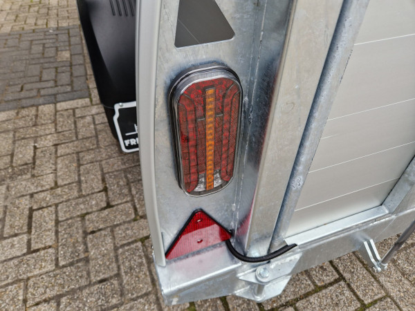 Sirius | V150 | 3500kg | 375x175x190