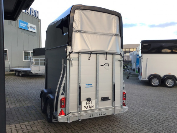 Paardentrailer Sirius | S45 met Zadelkamer | Alu/Zwart | 1.5 paards