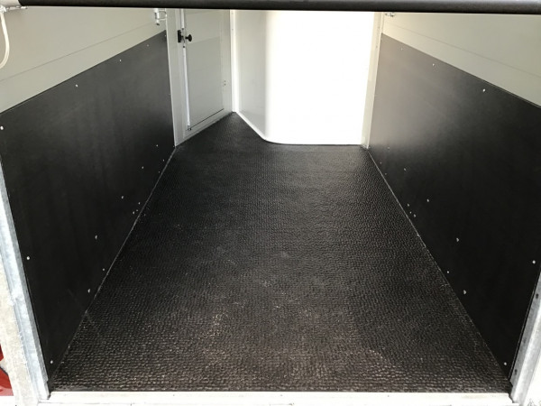 Sirius | S45 met Zadelkamer | Alu/Zwart | 1.5 paards