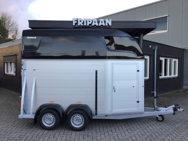 Sirius | S45 met Zadelkamer | Alu/Zwart | 1.5 paards