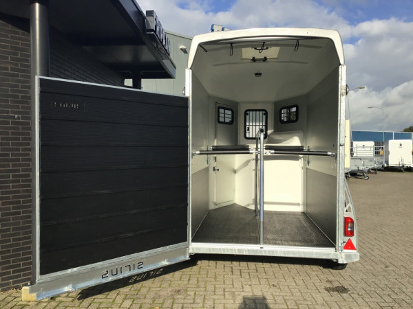 Paardentrailer Sirius | S80 met Zadelkamer | Alu/Grijs | 2 paards