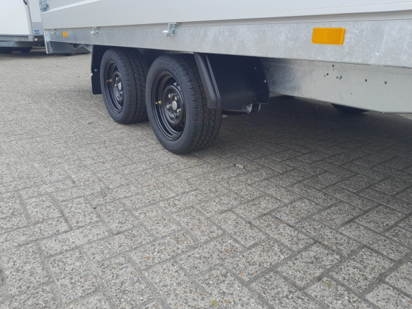 Hapert Azure H-2 | 3500kg | 405x200