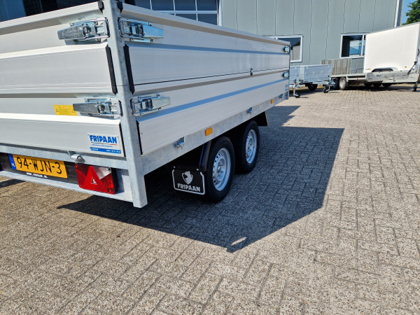 Plateauwagen Hapert Azure H-2 | 2000kg | 305x160 ( opzetborden 30 cm )
