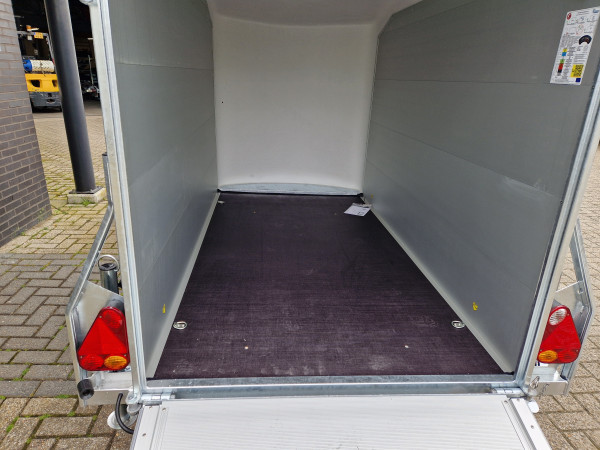 Gesloten wagen Debon Roadster 255