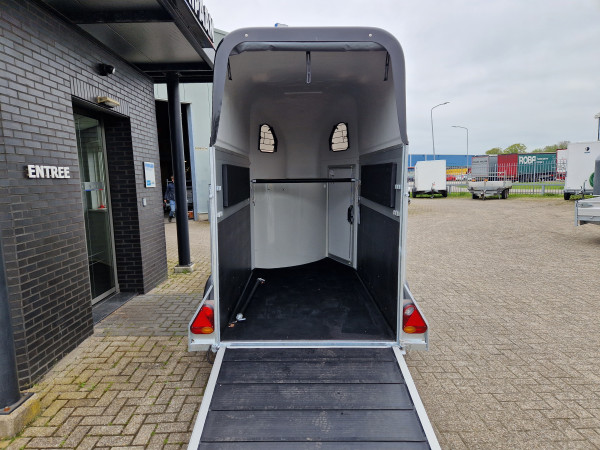 Paardentrailer Cheval Liberte Gold One | Zadelkamer | Pullman veersysteem |1600kg