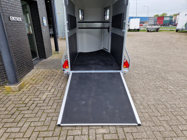 Paardentrailer Cheval Liberte Gold One Origins| Zadelkamer | 1600kg