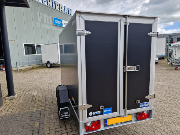 Gesloten wagen Hapert Sapphire L-2 | 250x130x150cm ( composiet zwart)