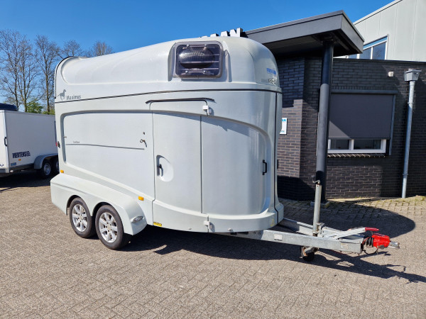 Humbaur Paardentrailer 0x0  Maximus