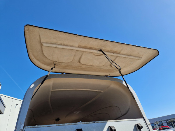 Humbaur Paardentrailer 0x0  Maximus