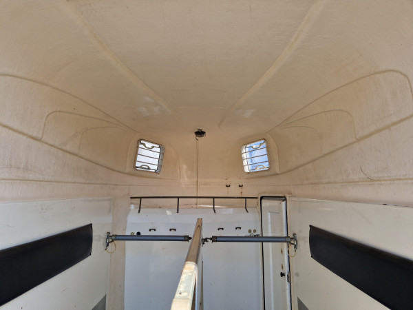 Humbaur Paardentrailer 0x0  Maximus