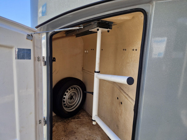 Humbaur Paardentrailer 0x0  Maximus