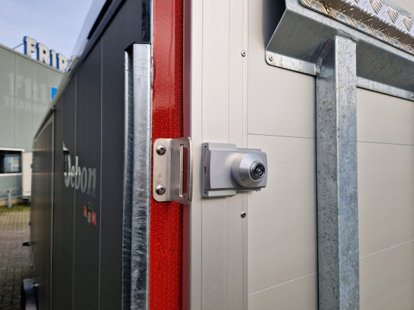 Debon Roadster 2000  ( Nieuw Model )