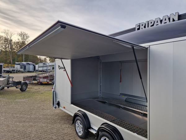 Debon Roadster 2000  ( Nieuw Model )