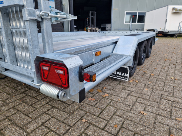 Machinetransporter Indigo LF-3 Transporter 3500kg Parabool