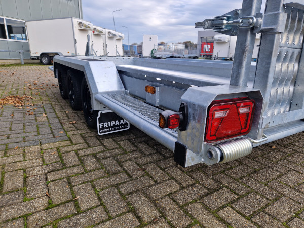 Machinetransporter Indigo LF-3 Transporter 3500kg Parabool