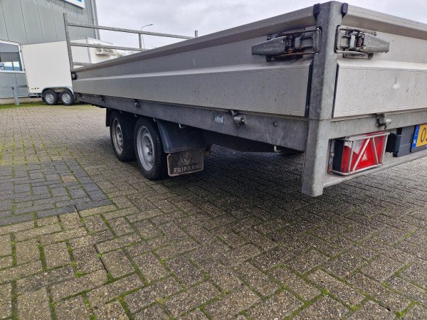 Hapert Aanhanger 405x200  Azure