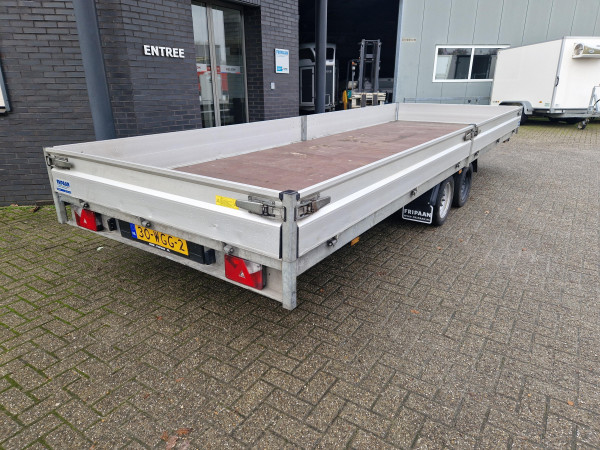 Hapert Aanhanger 600x200  Azure