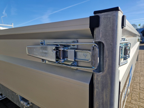 Hapert Plateauwagen 505x220  Azure H-3