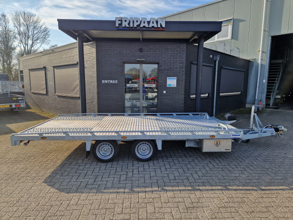 Autoambulance 455 x 208