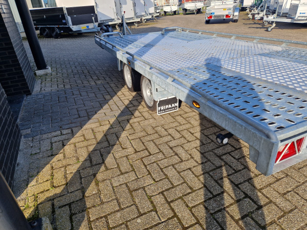 Autoambulance 455 x 208